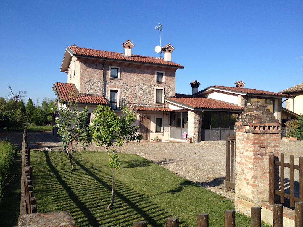 B&B La Corte Vigolzone Exterior photo